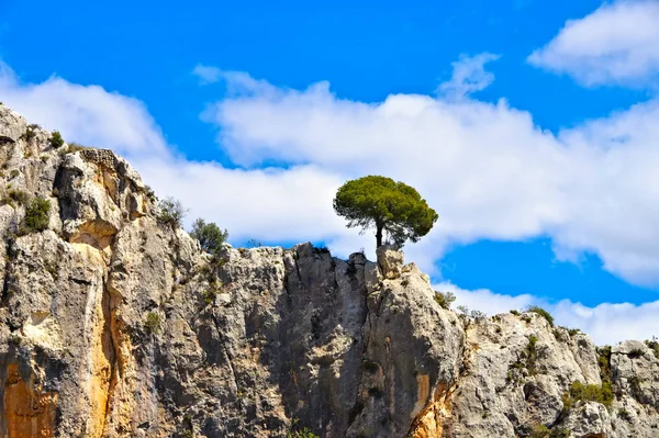 Guadalest, Villaggio in montagna rocciosa, Costa Blanca — Foto Stock