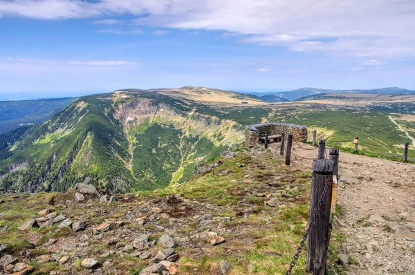 Mountain hut Meadow Chalet — Stock Photo, Image