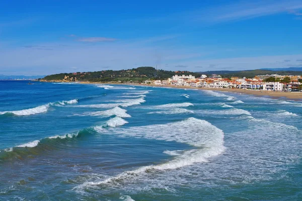 Pláž Altafulla nedaleko Tarragona, Costa Dorada, Katalánsko — Stock fotografie