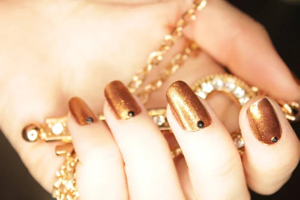 New Year Manicure Kerstmis Nagel Kleur Gouden Diamant Sleutel — Stockfoto