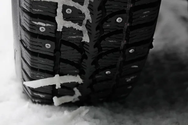 Winter Studded Tire Snow — Stock Photo, Image