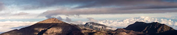 Panoráma a Haleakala-kráter — Stock Fotó