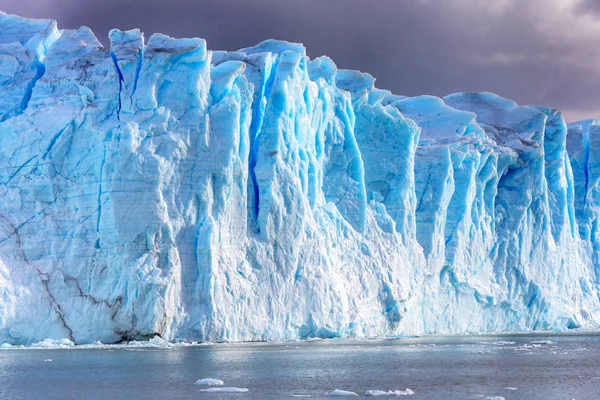 Panorama van de Perito Moreno gletsjer — Stockfoto