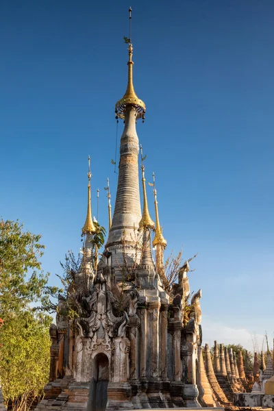 Ancient Shwe Indein Pagoda Lago Inle Mianmar — Fotografia de Stock