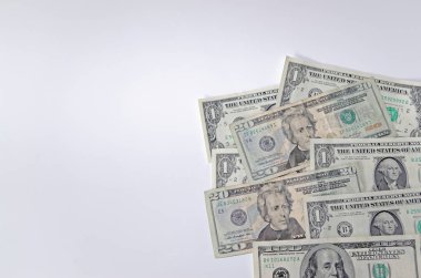 Amerikan Doları beyaz zemin üzerine yerleştirilir