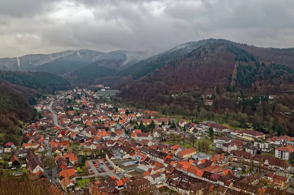 Harz Ulusal Parkı, Harz Dağları, Almanya'da Bad Lauterberg panoramik manzaraya