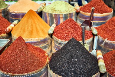 Baharat oryantal pazarında.