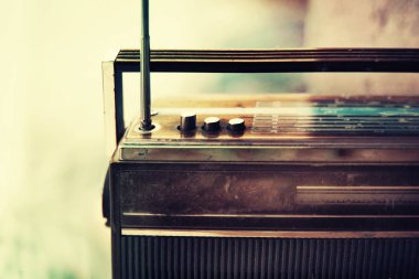 Retro radyo oyuncu ile düğmeleri ve anten