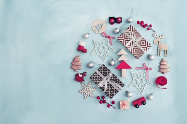 Vintage tarzı pastel arka plan christmas dekoratif süsler