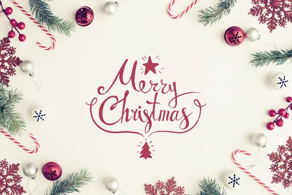 Adornos Decorativos Navidad Sobre Fondo Pastel Estilo Vintage — Foto de Stock