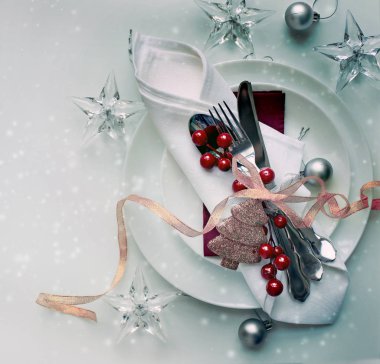 tatil dekorasyon ile yükseltilmiş görünüm Noel hizmet tablosu 