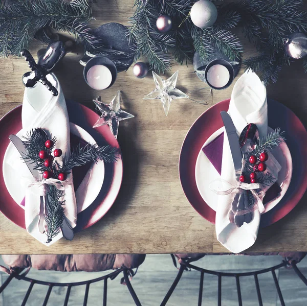 Blick Von Oben Auf Weihnachtlich Dekorierten Holztisch — Stockfoto