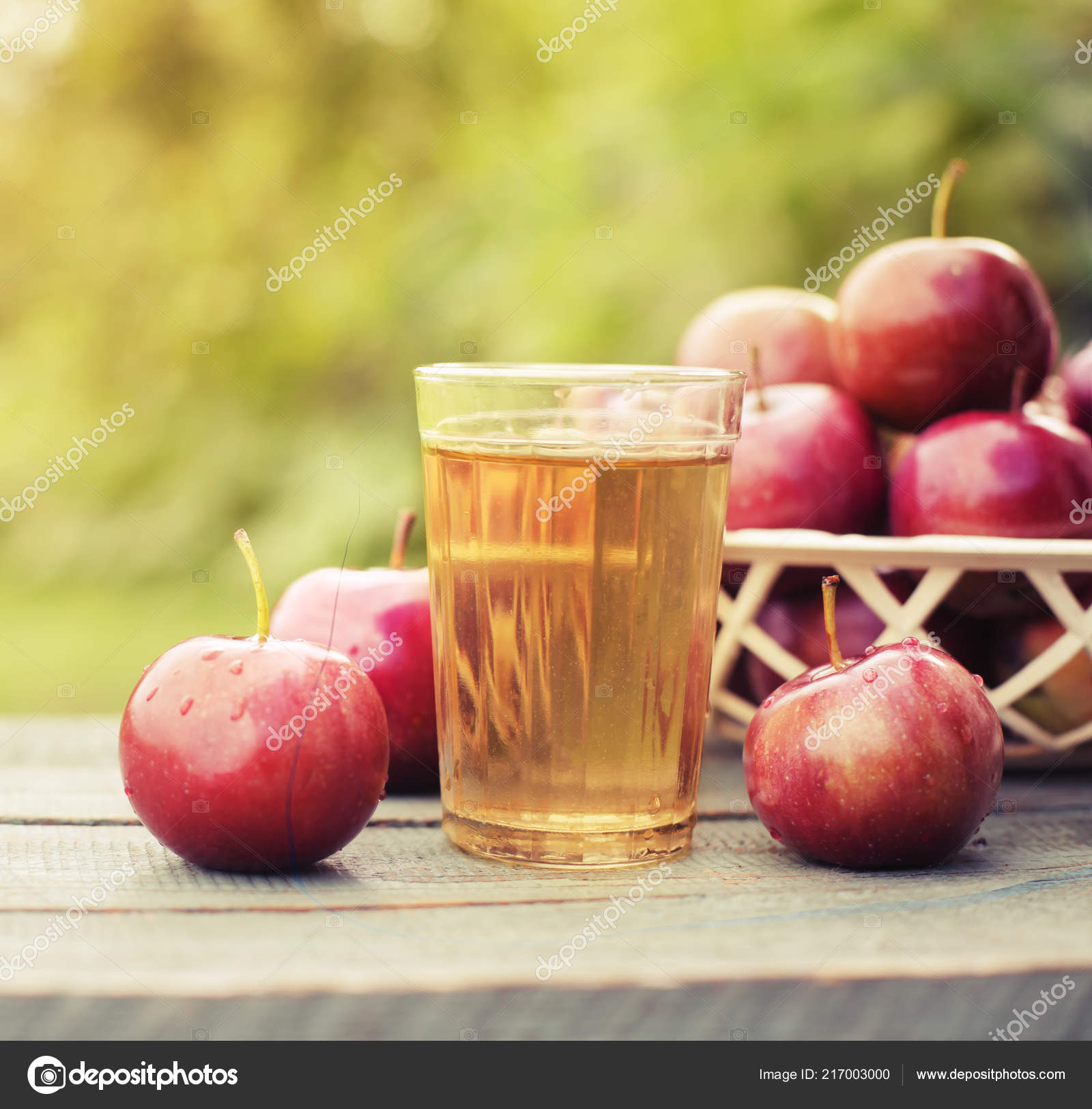 Apple Juice Apples Wooden Background — Stock Photo ...
