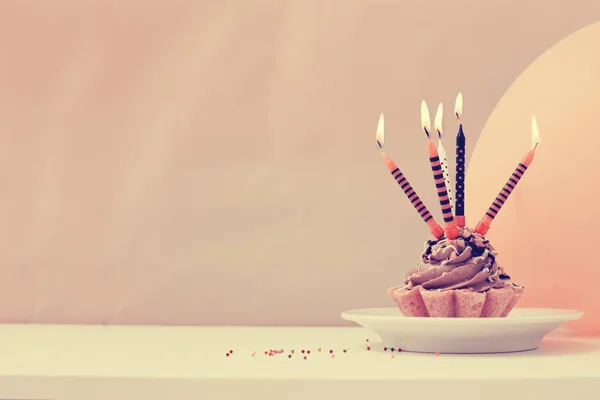 Торт День Народження Свічками Вінтажному Кольорі Простір Копіювання — стокове фото
