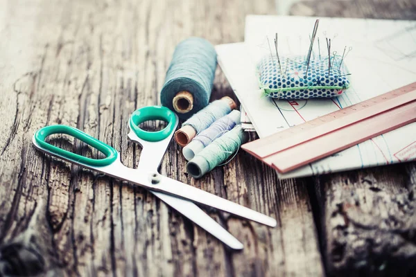 Vintage Sewing Tools Wooden Table — Stock Photo, Image