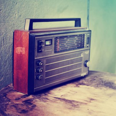 Retro radyo oyuncu ile düğmeleri ve anten