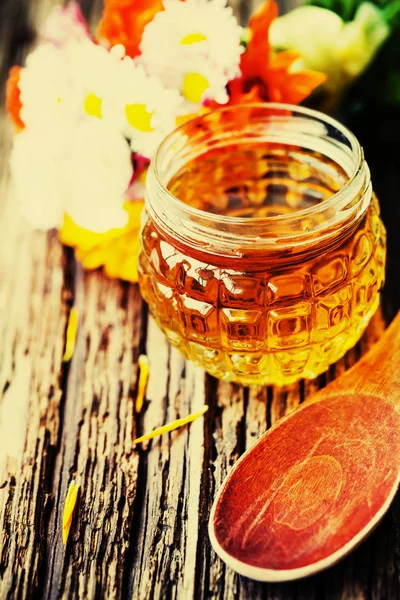 Honey Jar Flowers Wooden Spoon — Stock Photo, Image