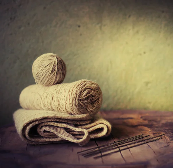 뜨개질 바늘과 실 — 스톡 사진