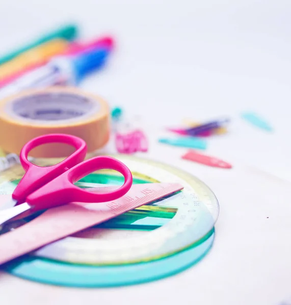 Close Beeld Van Verschillende School Levert Houten Tafel Terug Naar — Stockfoto