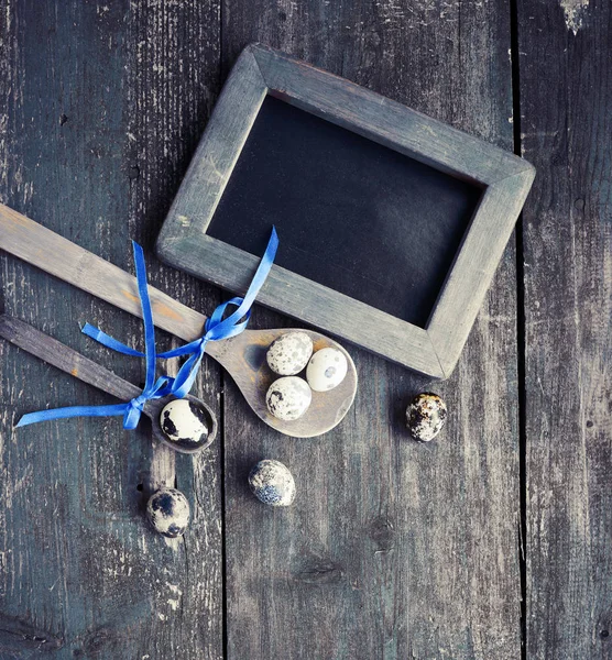 Décorations Pâques Festives Sur Table Bois — Photo