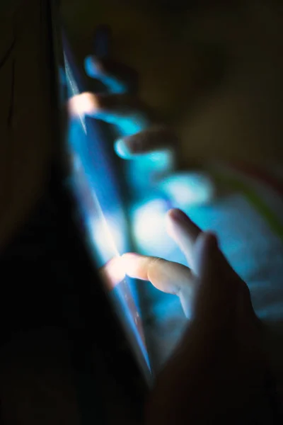 Cropped Image Man Using Digital Tablet Dark Neon Light — Stock Photo, Image