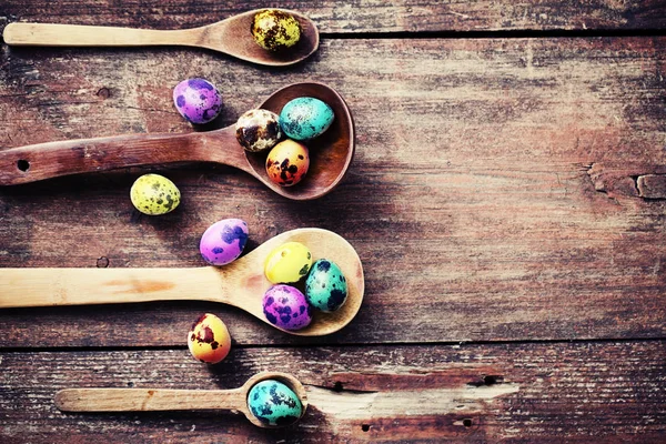 Top View Easter Eggs Spoons Wooden Background — Stock Photo, Image