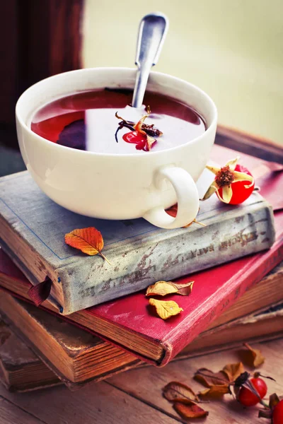 Closeup View Fresh Tea Cup Books — Stock Photo, Image