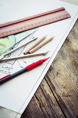 Kağıt planı çizmek için malzeme closeup görünümü 