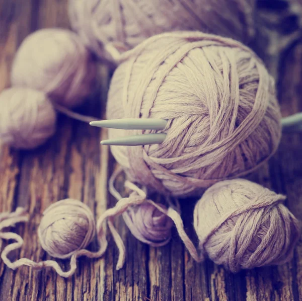 Closeup View Knitting Needles Yarn Wooden Table — Stock Photo, Image