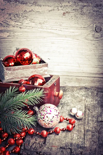 ビンテージ スタイルの美しいカラフルなクリスマスの装飾のクローズ アップ ビュー — ストック写真