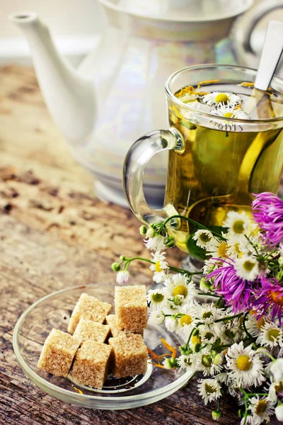 Vue Rapprochée Tasse Thé Frais Avec Sucre Brun — Photo