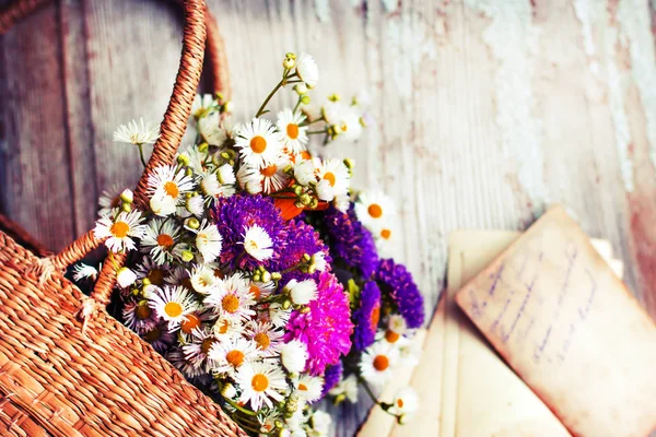 Closeup View Natural Wild Flowers Bouquet Basket Wooden Surface — Stock Photo, Image