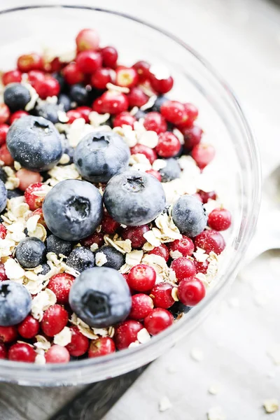 Closeup View Bowl Oatmeal Flakes Berries — Stock Photo, Image