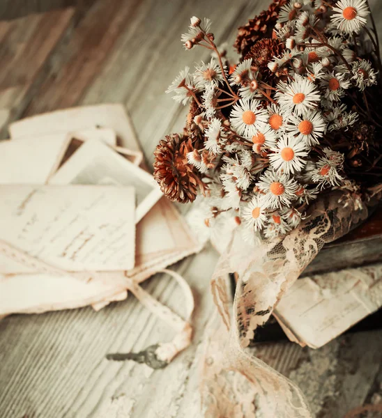 Closeup View Natural Wild Flowers Bouquet Books Wooden Surface — Stock Photo, Image