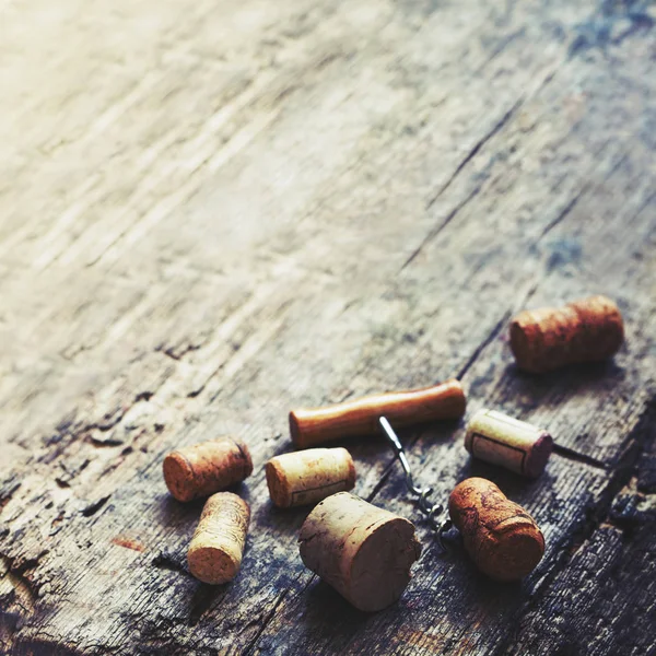 Corkscrew Corks Vintage Colors Wooden Table — Stock Photo, Image