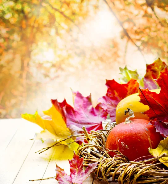 Closeup View Autumn Leaves Pumpkins Wooden Table — Stock Photo, Image