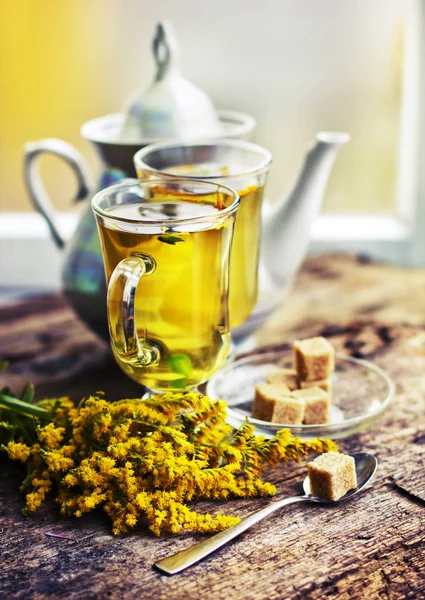 Taze Çay Bardak Esmer Şeker Ile Görünümünü Portre — Stok fotoğraf