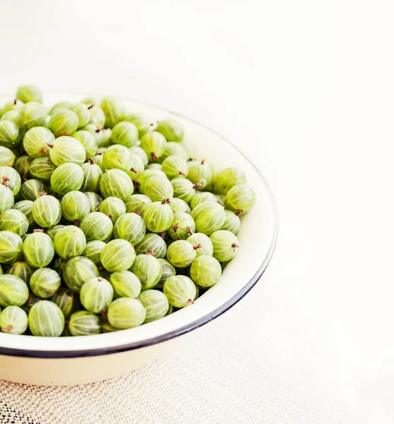 Big Plate Gooseberry White Background — Stock Photo, Image