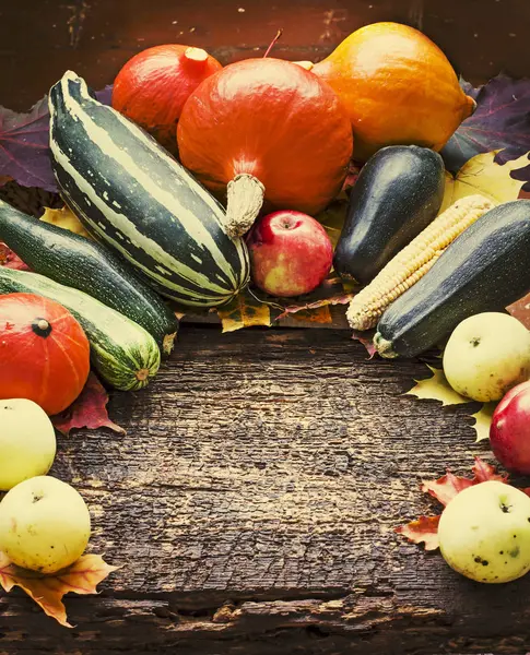 Closeup View Autumn Leaves Different Vegetables Wooden Table — Stock Photo, Image