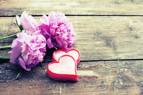 Día San Valentín Arreglo Plano Laico Con Flores Corazones — Foto de Stock