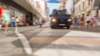Preciados cadde yürüyen turist 4 k görüntü bulanık