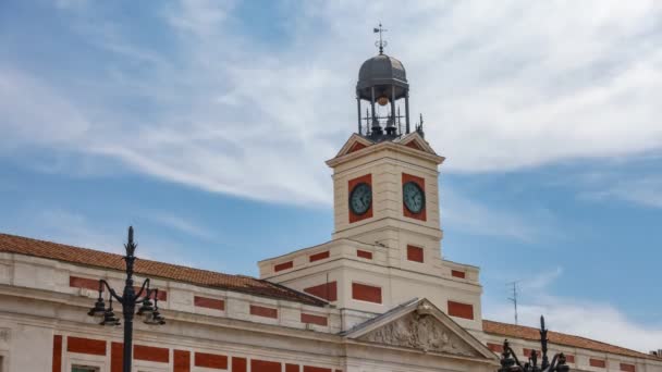 Puerta del Sol Uhrenturm Zeitraffer — Stockvideo