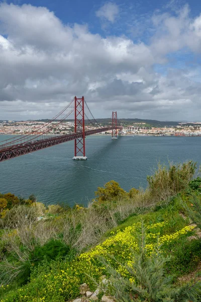 25 de Abril Bridge in Lisbon — Stock Photo, Image