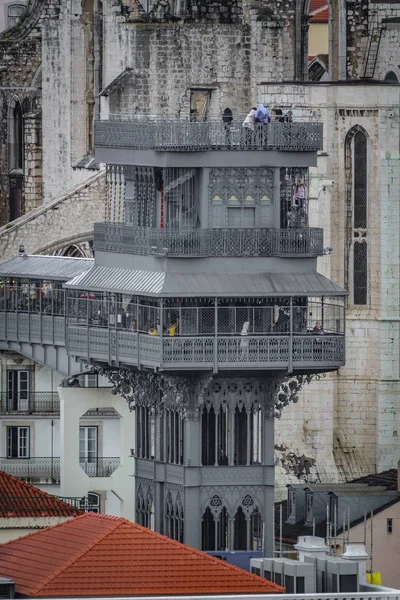 De santa justa lift in Lissabon — Stockfoto