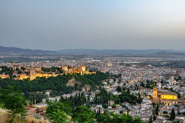 Granada üzerinden günbatımı — Stok fotoğraf