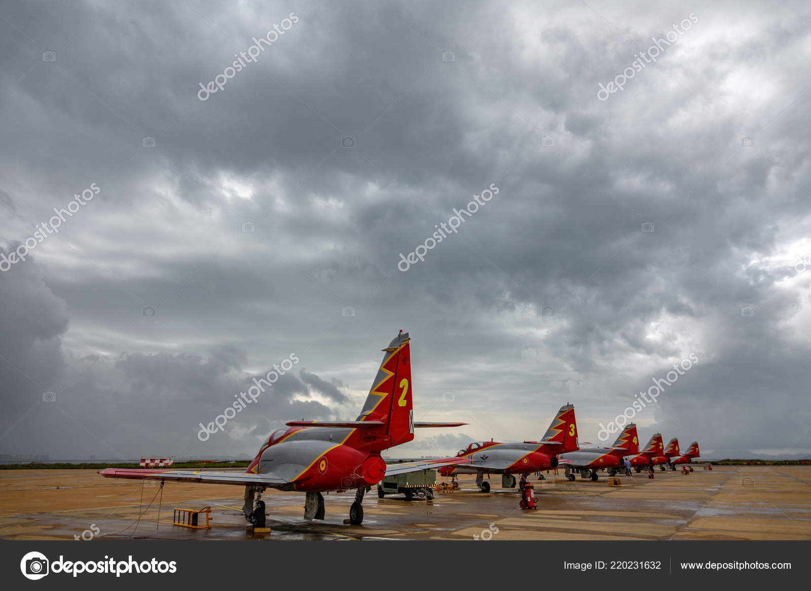 Advanced Jet Trainer Casa C 101 Aviojet Known As Eagle Patrol Against Cloudy Sky Stock Editorial Photo C Saaaaa Advanced Jet Trainer Casa C 101 Aviojet Known As Eagle Patrol Against Cloudy Sky Stock Editorial Photo C Saaaaa