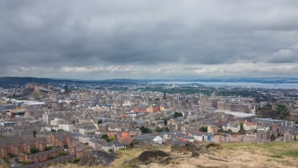 Ciudad vieja de Edimburgo — Vídeo de stock