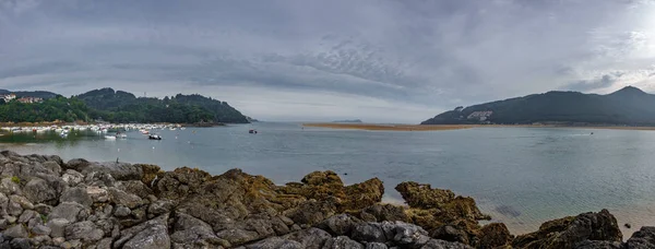 Biosfera de Urdaibai reserva boca ultra amplo panorama — Fotografia de Stock