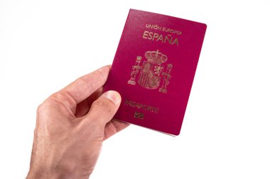 Beyaz adam sol İspanyol pasaportu sunan