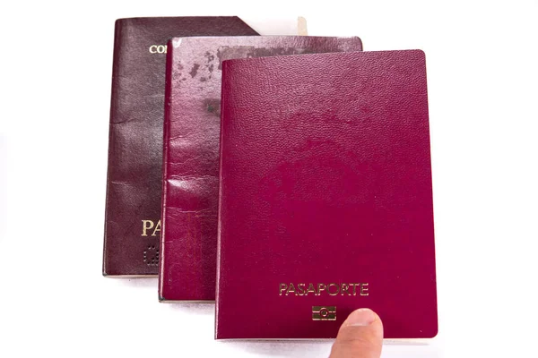 Parmak pointint yeni bir boş pasaport yaşlı üzerinde olanlar süresi doldu